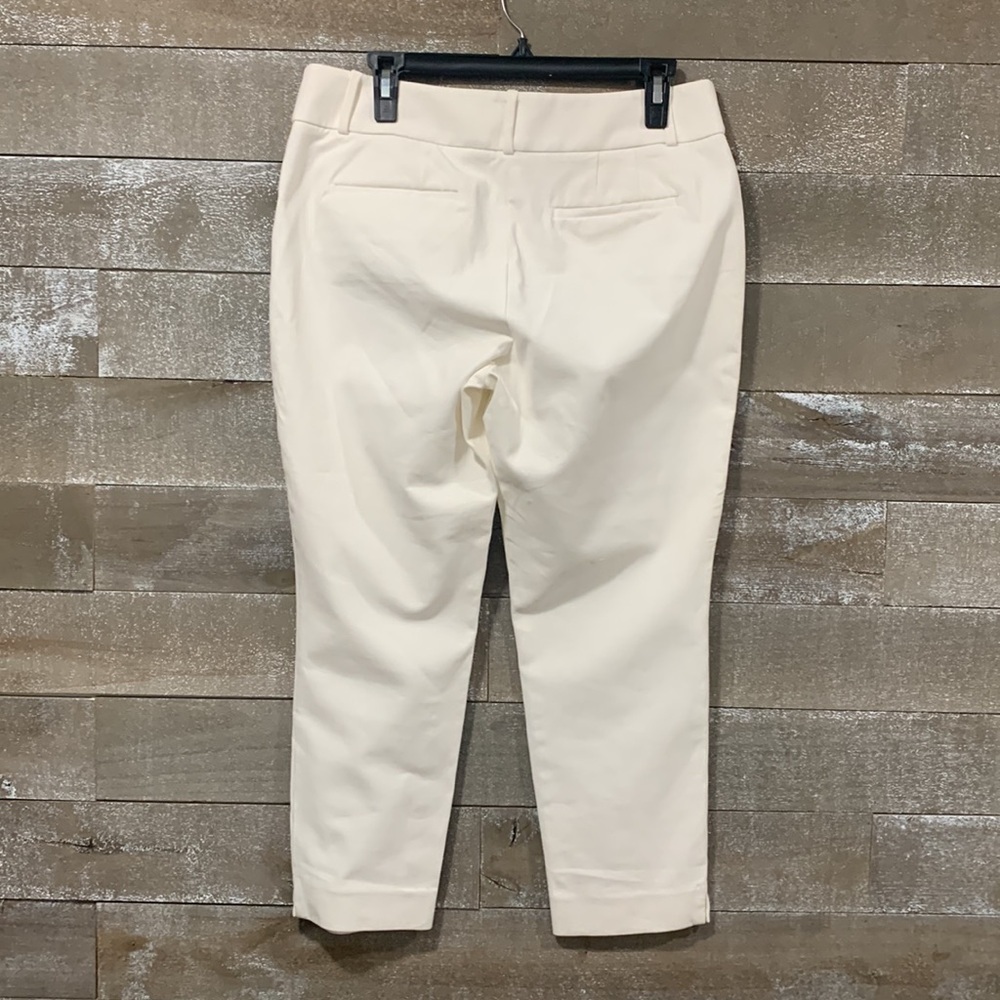 Ann Taylor Loft ivory Julie cropped pant size 8 - Picture 3 of 7